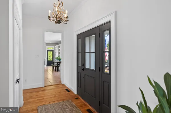 $1,500,000 | 10 Carvel Road, Annapolis, MD 21409