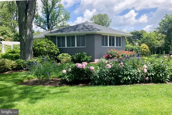 $1,500,000 | 10 Carvel Road, Annapolis, MD 21409