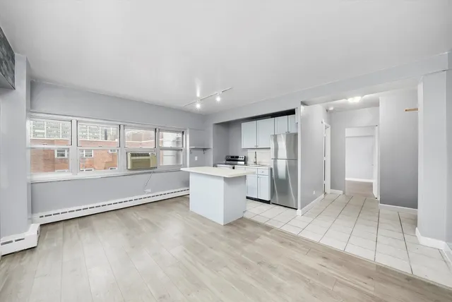 $130,000 | 4960 North Marine Drive, Unit 1518, Chicago, IL 60640