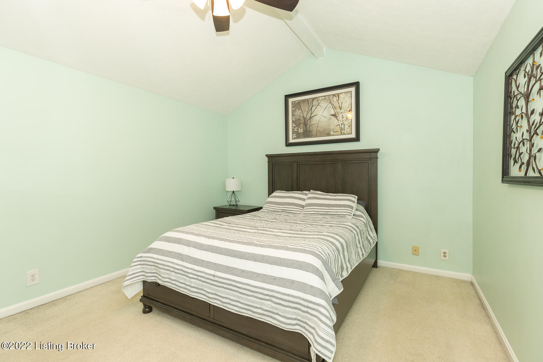 9403 Gutenberg Road Louisville, KY 40291 - Photo 23 of 35 9403 Gutenberg-18