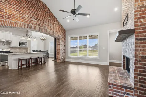 $325,000 | 102 Tortoise Lane, Broussard, LA 70518