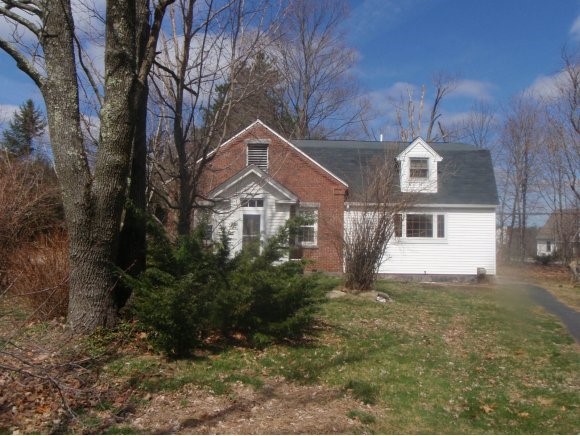 24 High Range Road Londonderry, NH 03053 - Photo 1 of 1
