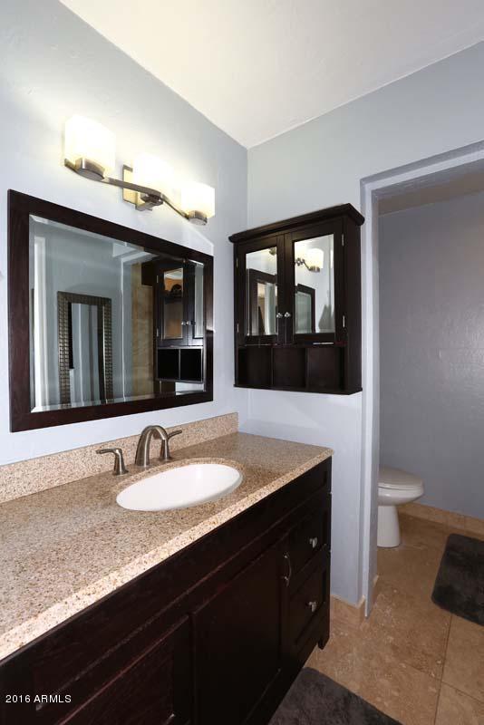 1832 East Roma Avenue Phoenix, AZ 85016 - Photo 14 of 27 Master Bath