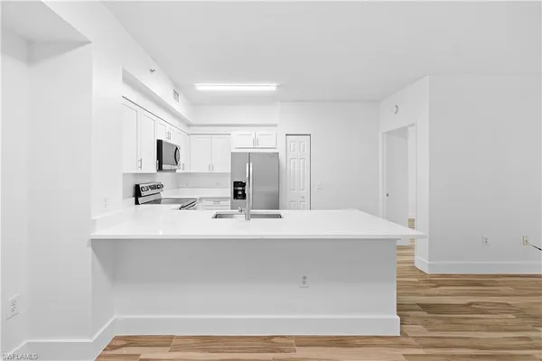 $2,000 | 1225 Reserve Way, Unit 102, Naples, FL 34105