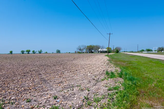 $1,243,550 | Tbd Fm 621, Martindale, TX 78655