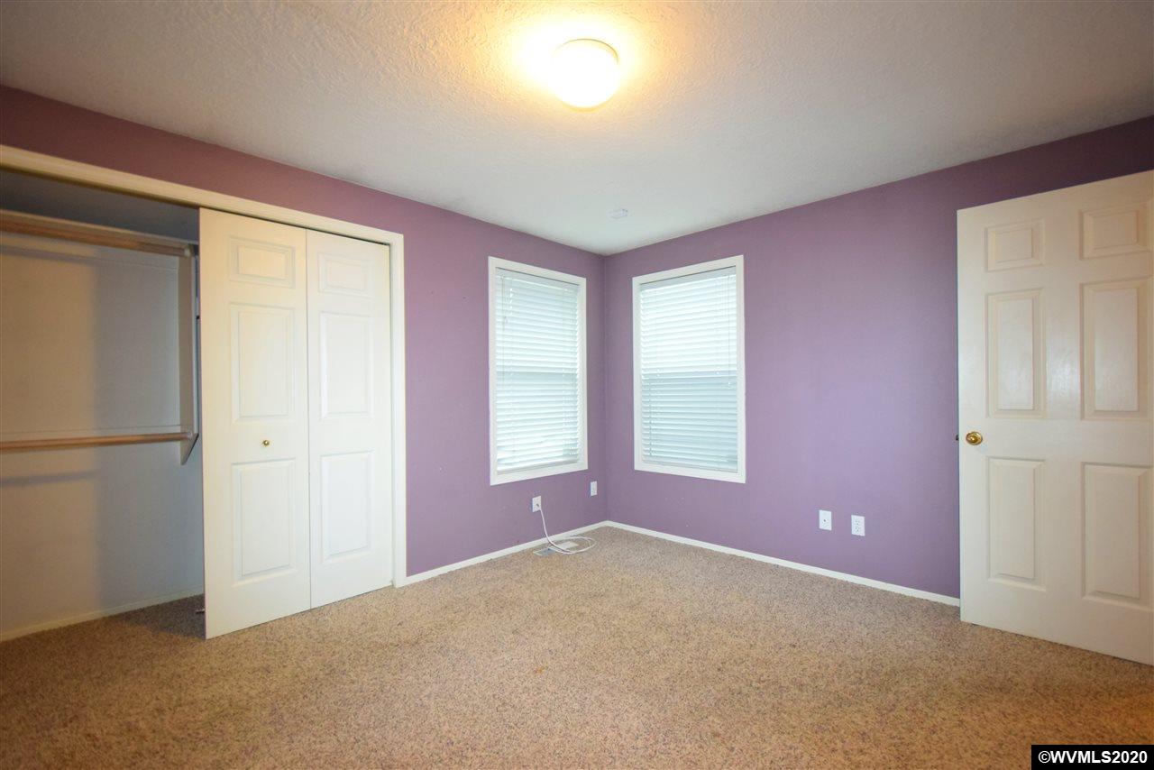 1230 Fabry Road Southeast Salem, OR 97306 - Photo 14 of 22