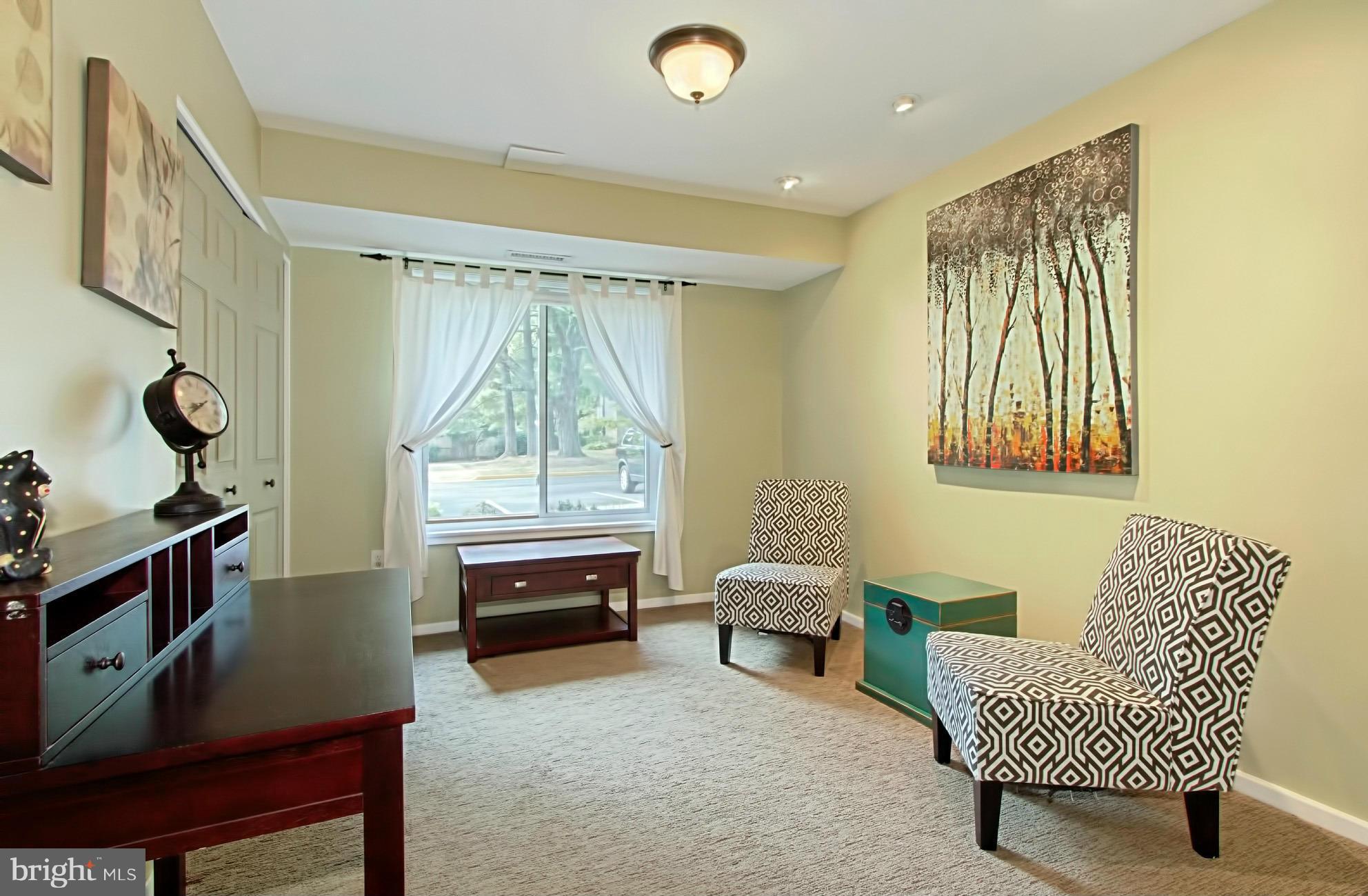 1745 Ivy Oak Square Reston, VA 20190 - Photo 15 of 30 Family Room or Den or Office