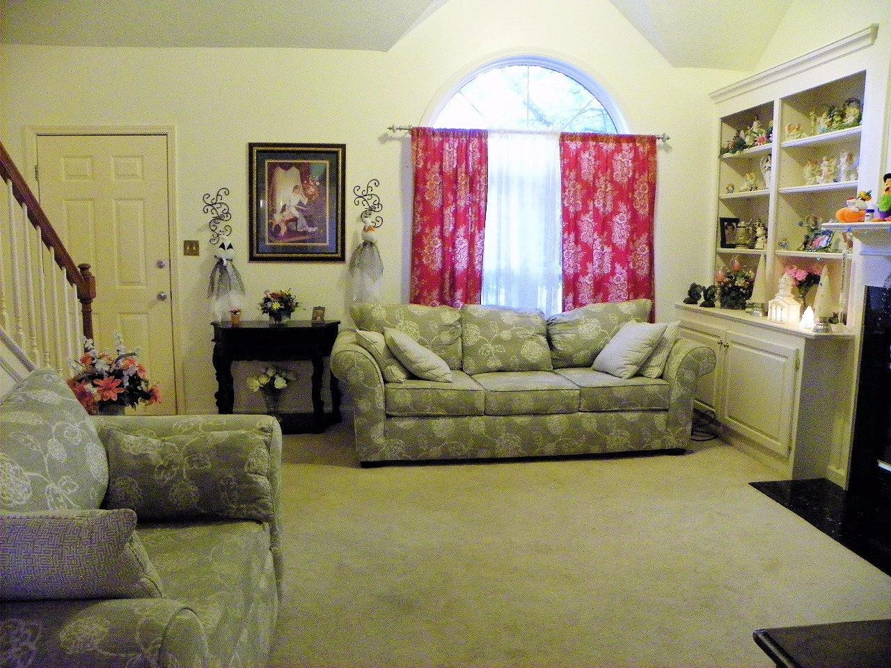 521 Ridge View Drive Nicholasville, KY 40356 - Photo 3 of 18 Photo 3