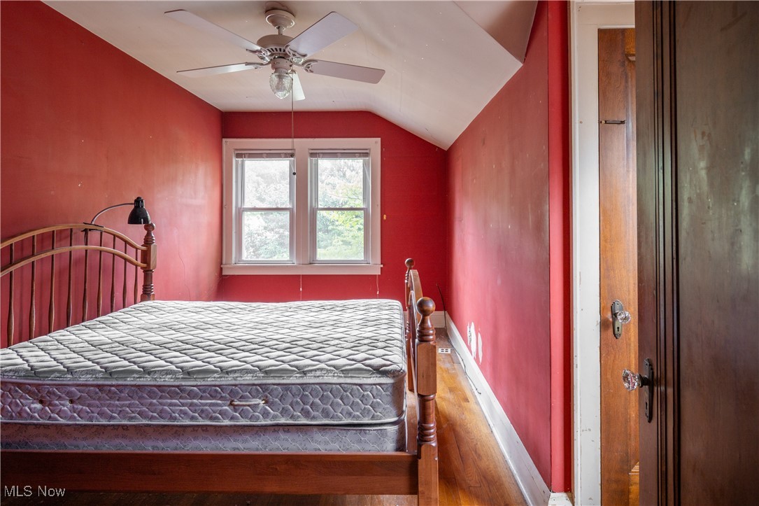 1048 Oxford Road Cleveland, OH 44121 - Photo 18 of 35 Gallery Image 18