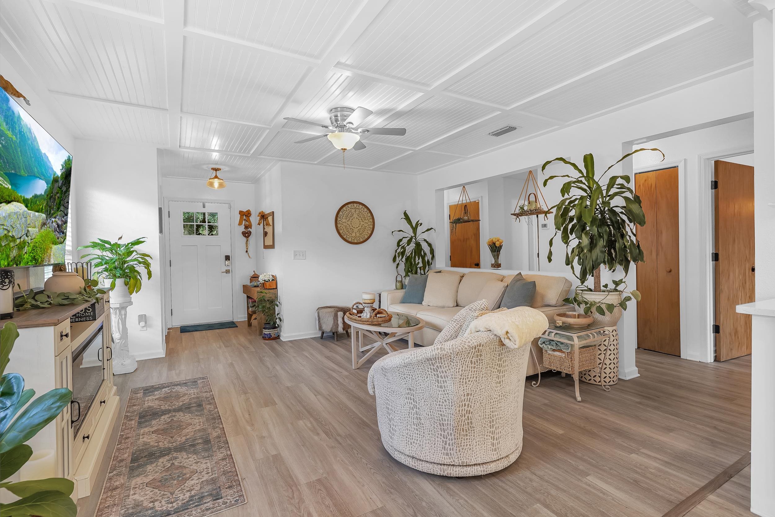 891 Wynfield Circle St. Augustine, FL 32092 - Photo 6 of 37 a living room with furniture and a large window