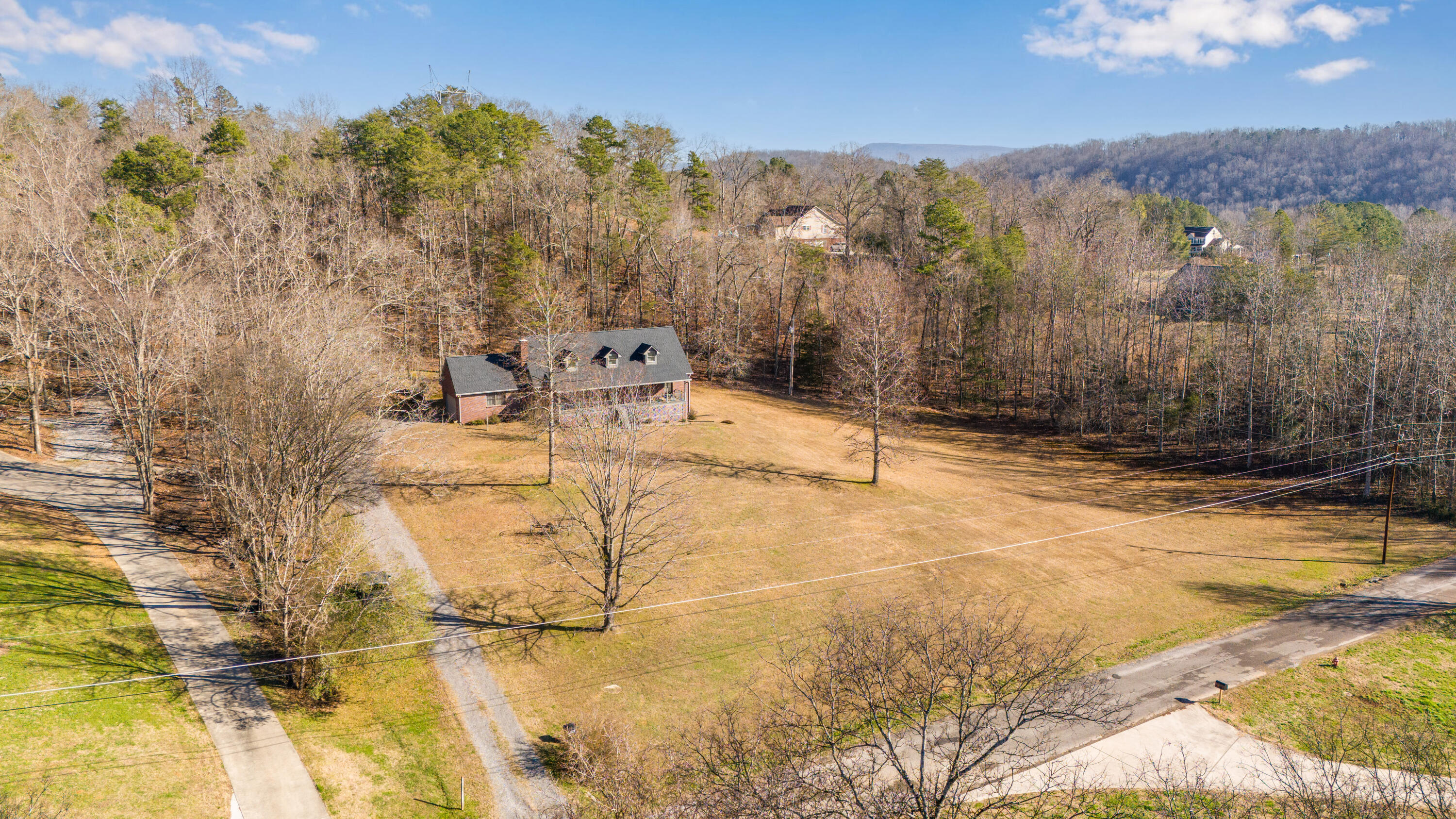 641 Riverbend Drive Jasper, TN 37347 - Photo 3 of 31 DJI_20260104111250_0935_D