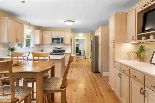 $950,000 | 147 Francis Horn Drive, South Kingstown, RI 02881