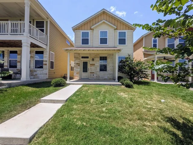 $2,200 | 196 Martha Lane, Kyle, TX 78640