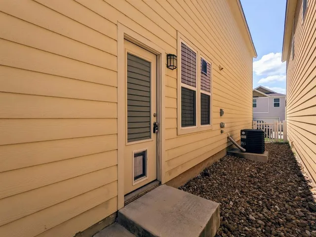 $2,200 | 196 Martha Lane, Kyle, TX 78640