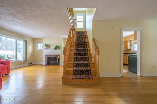 $360,000 | 135 Allengate Avenue, Pittsfield, MA 01201