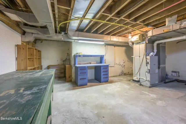 $360,000 | 135 Allengate Avenue, Pittsfield, MA 01201