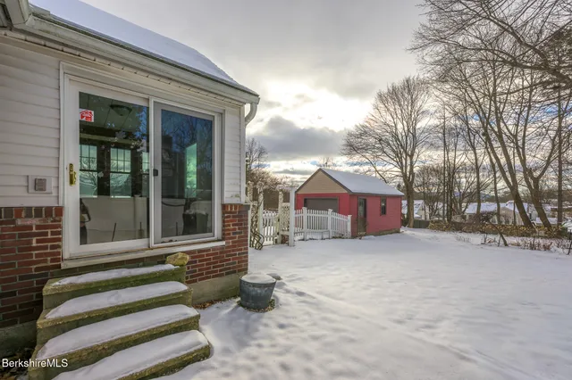 $360,000 | 135 Allengate Avenue, Pittsfield, MA 01201