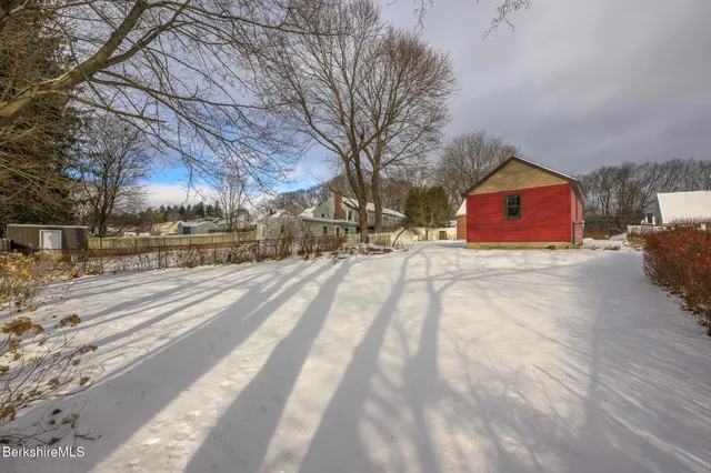 $360,000 | 135 Allengate Avenue, Pittsfield, MA 01201