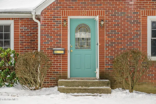 $360,000 | 135 Allengate Avenue, Pittsfield, MA 01201