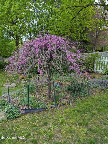 $360,000 | 135 Allengate Avenue, Pittsfield, MA 01201