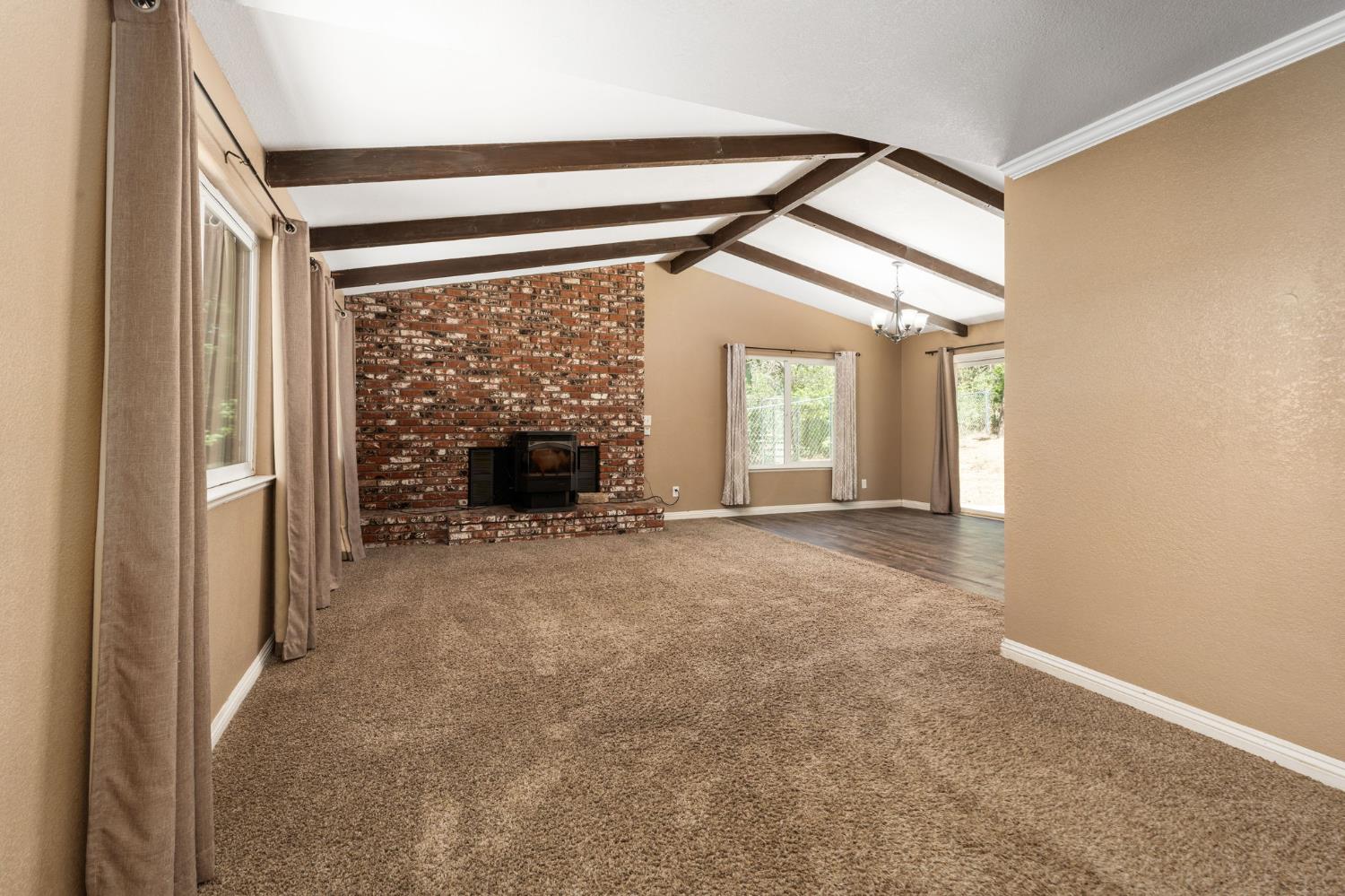 39749 Pine Ridge Road Oakhurst, CA 93644 - Photo 5 of 58