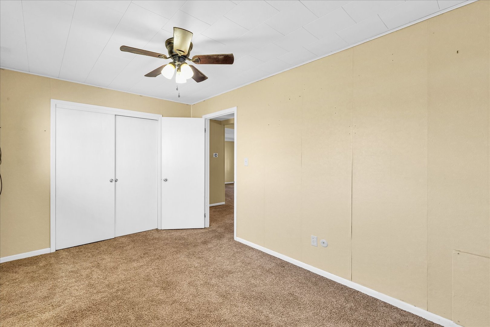 101 Delmar Catlin, IL 61817 - Photo 25 of 32 a view of a room with a ceiling fan