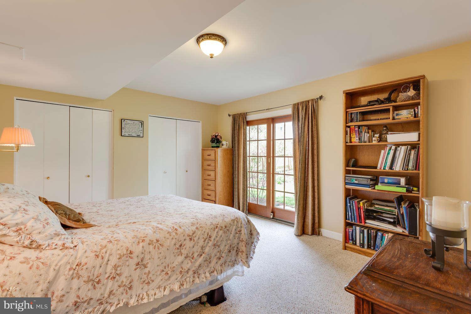 7113 Thrasher Road McLean, VA 22101 - Photo 6 of 28 Bedroom #4 (at Main Level)