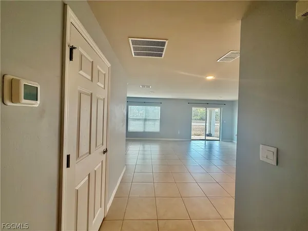 $259,000 | 5013 Pinetree Circle, LaBelle, FL 33935