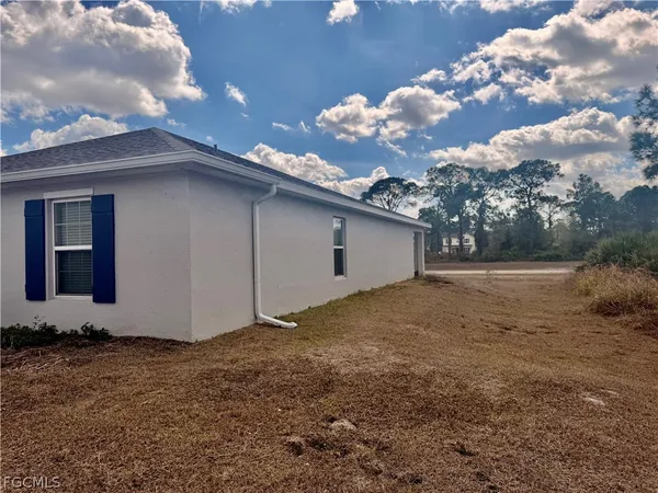 $259,000 | 5013 Pinetree Circle, LaBelle, FL 33935