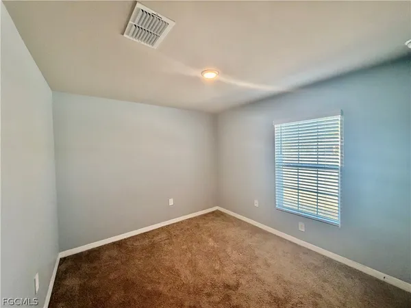 $259,000 | 5013 Pinetree Circle, LaBelle, FL 33935