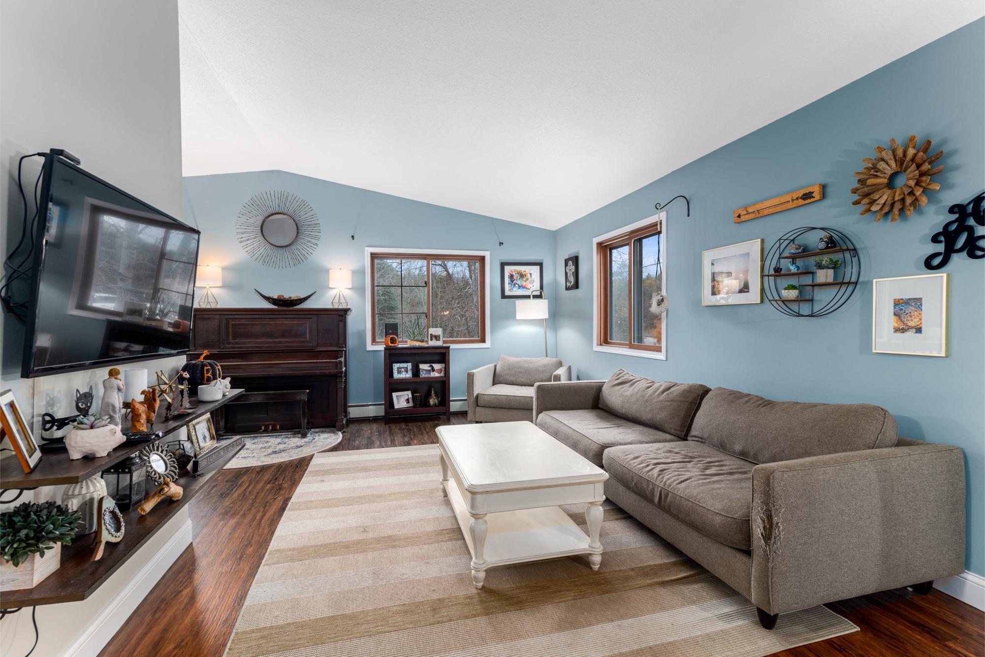 5950 East Mitchell Road Petoskey, MI 49770 - Photo 8 of 31 Gallery Image 8