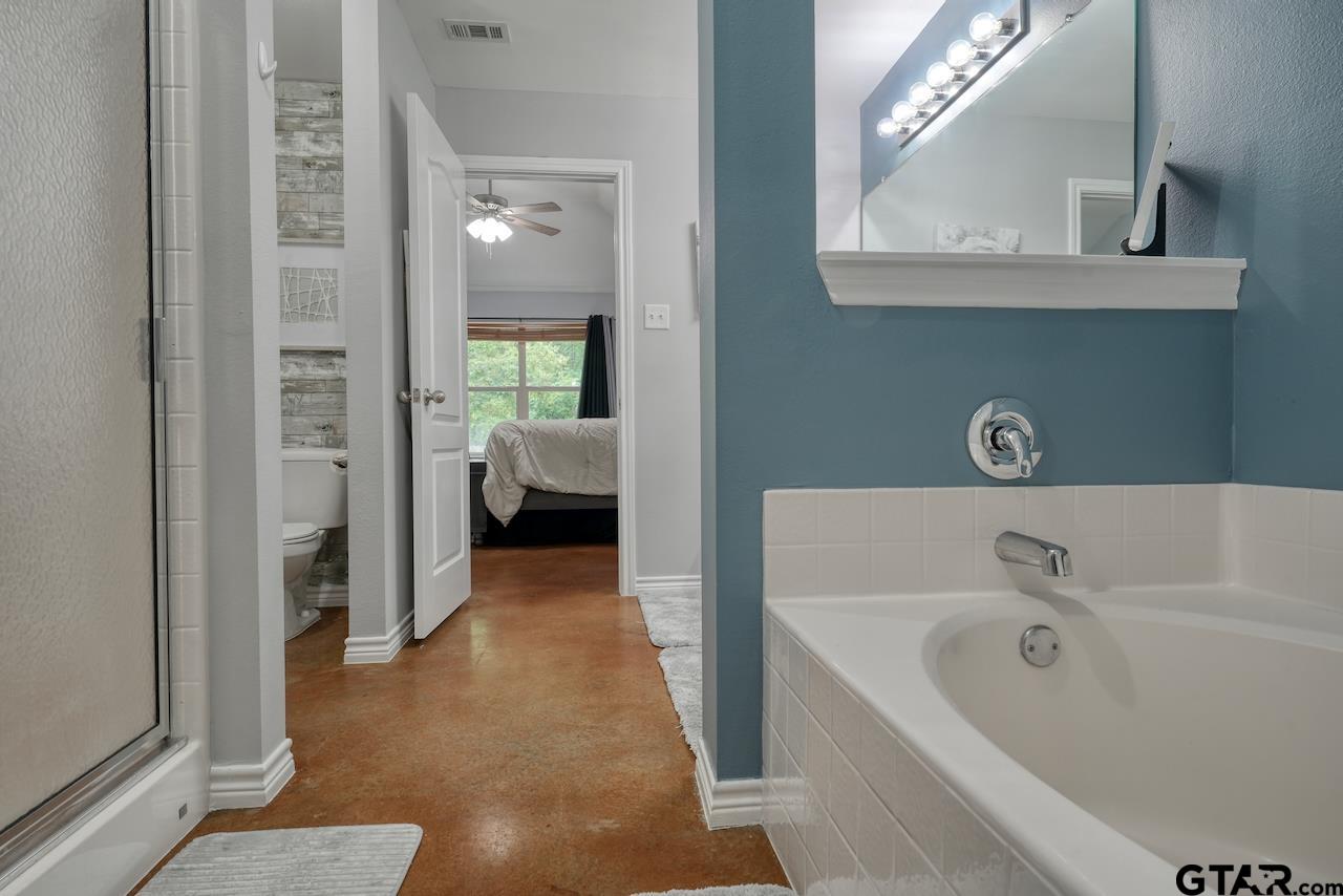 1306 Swinging Bridge Road Longview, TX 75604 - Photo 25 of 48