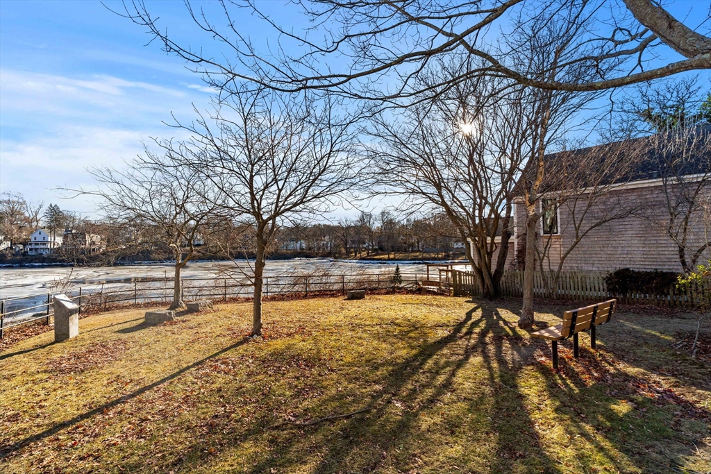 45 County Street, Unit 4 Ipswich, MA 01938 - Photo 30 of 32