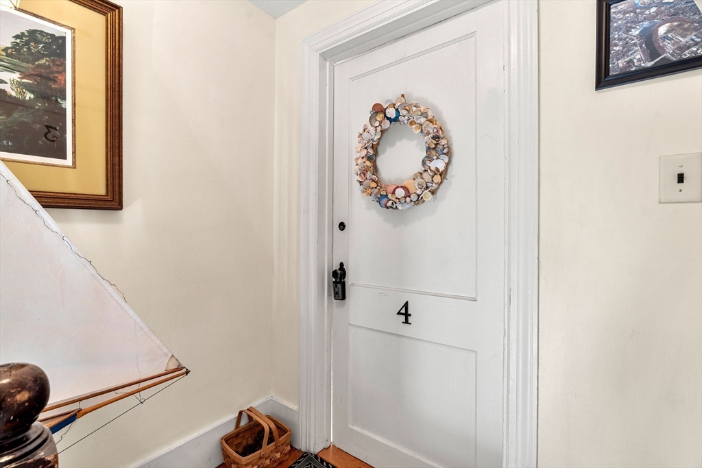 45 County Street, Unit 4 Ipswich, MA 01938 - Photo 5 of 32