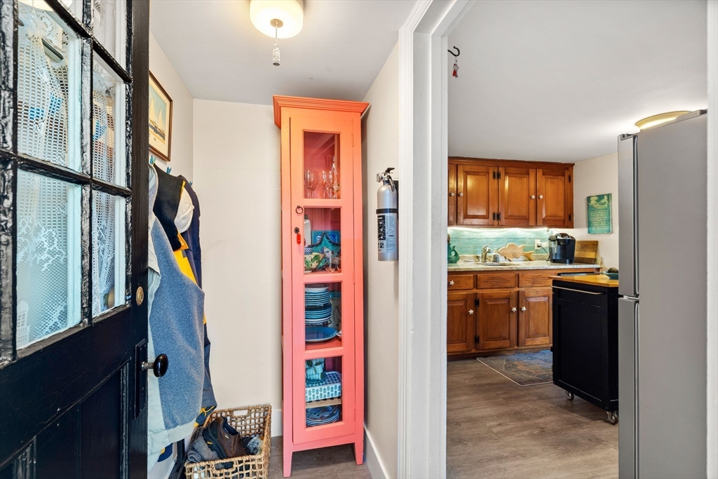 45 County Street, Unit 4 Ipswich, MA 01938 - Photo 8 of 32