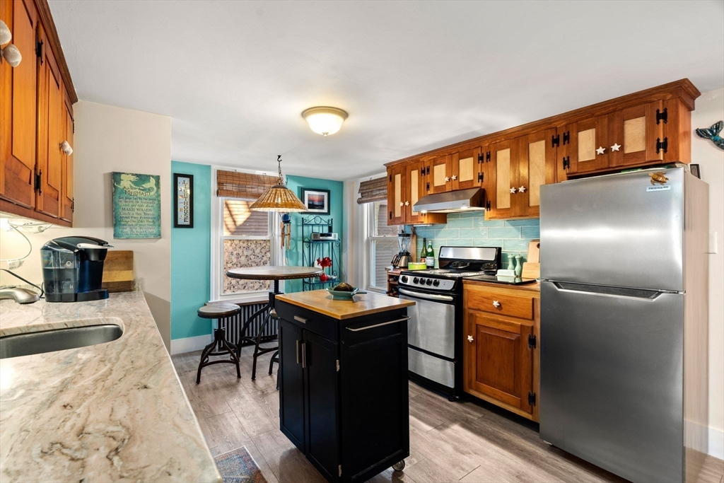 45 County Street, Unit 4 Ipswich, MA 01938 - Photo 9 of 32