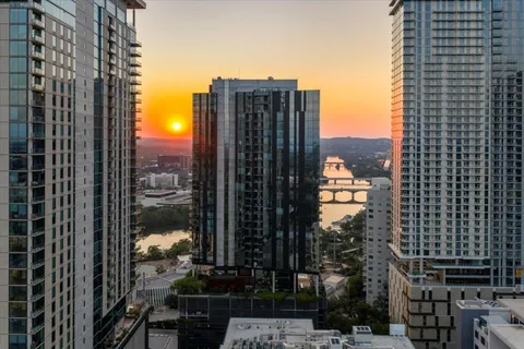 $529,000 | 70 Rainey Street, Unit 1503, Austin, TX 78701