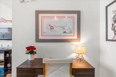 $529,000 | 70 Rainey Street, Unit 1503, Austin, TX 78701