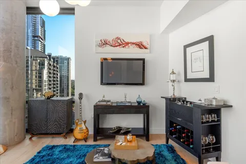 $529,000 | 70 Rainey Street, Unit 1503, Austin, TX 78701