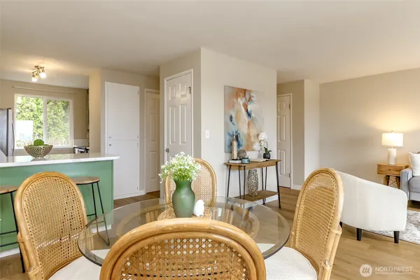 $329,950 | 112 19th Avenue Southeast, Unit 3, Puyallup, WA 98372