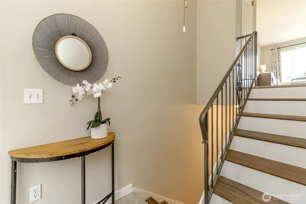 $329,950 | 112 19th Avenue Southeast, Unit 3, Puyallup, WA 98372
