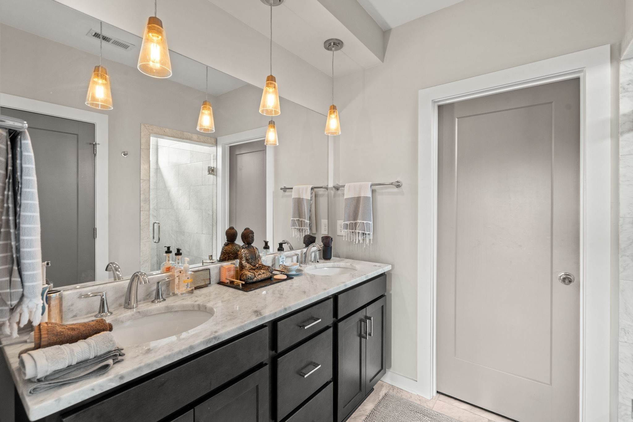 700 Porter Road Nashville, TN 37206 - Photo 23 of 29 Primary bathroom