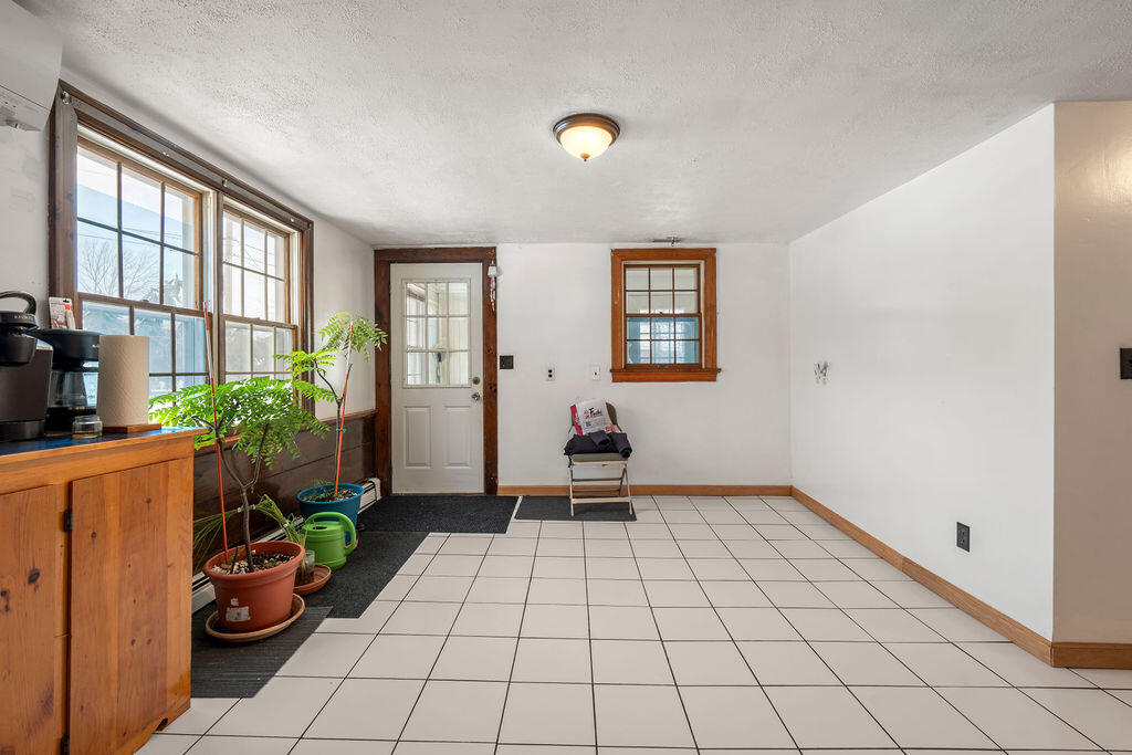 27 Grove Street Springvale, ME 04083 - Photo 11 of 37 DSC09397