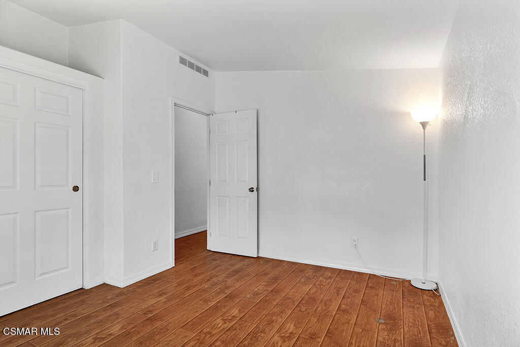 195 Tierra Rejada Road, Unit 180 Simi Valley, CA 93065 - Photo 21 of 38 195 Tierra Rejada Rd- HsHProd-9