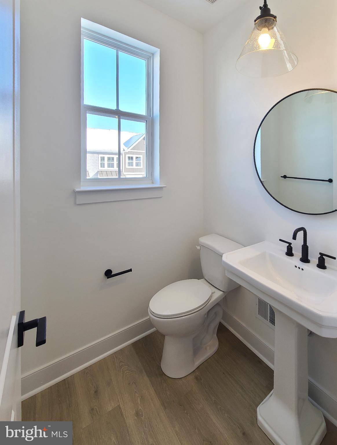 5046 Bigleaf Road Fredericksburg, VA 22407 - Photo 11 of 33 2nd Floor Powder Room