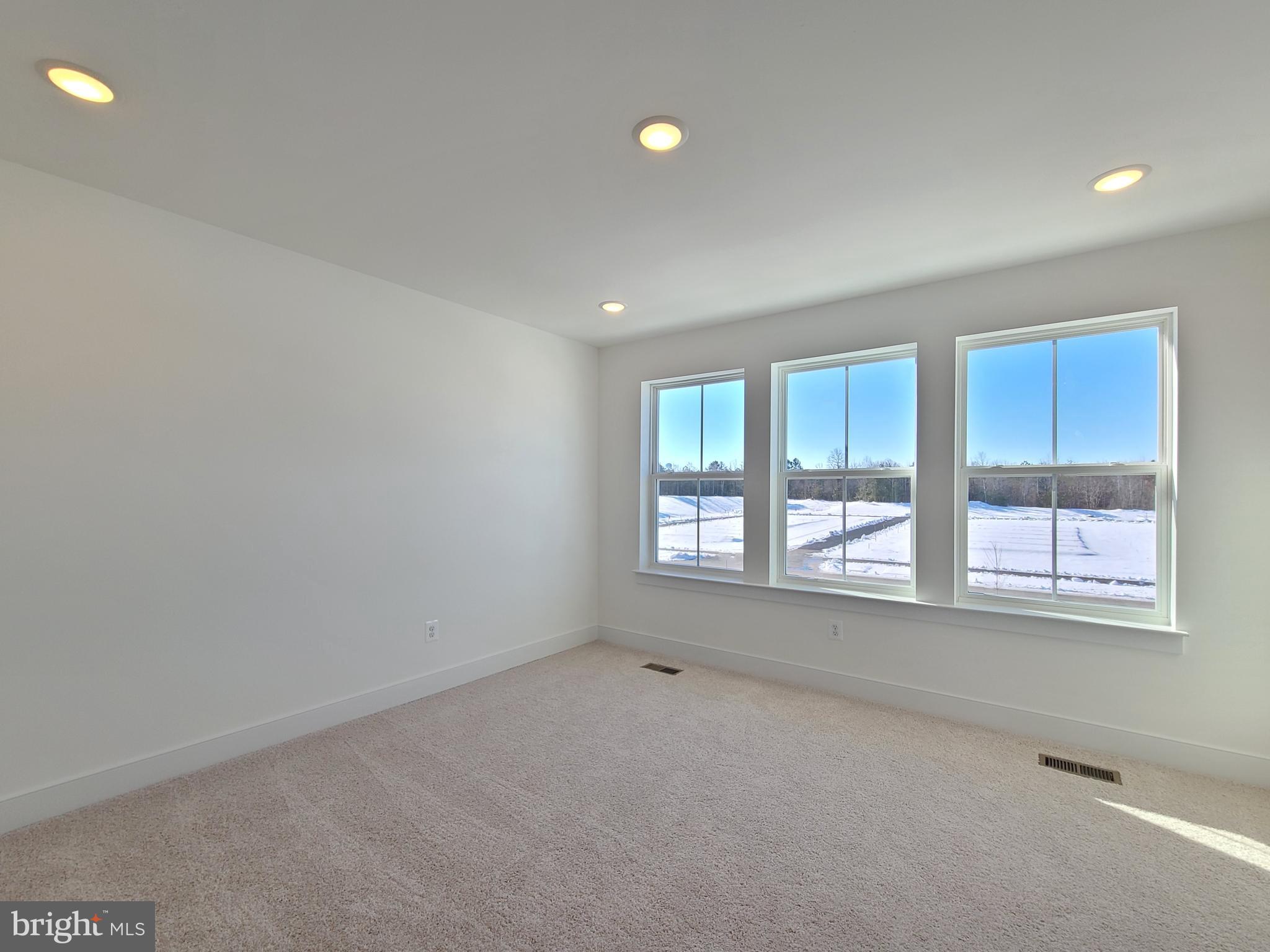 5046 Bigleaf Road Fredericksburg, VA 22407 - Photo 12 of 33 3rd Floor MBR