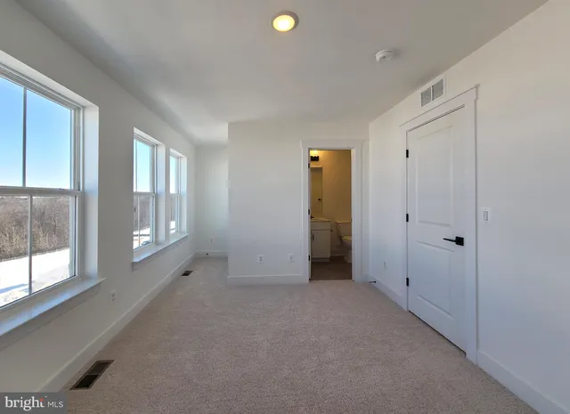 $2,950 | 5046 Bigleaf Road, Fredericksburg, VA 22407