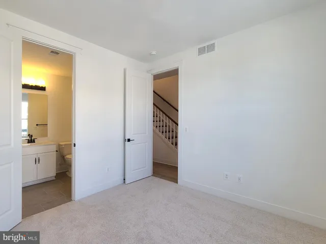 $2,950 | 5046 Bigleaf Road, Fredericksburg, VA 22407