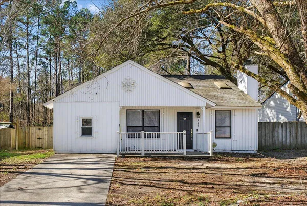 $245,000 | 203 Tabby Creek Circle, Summerville, SC 29486