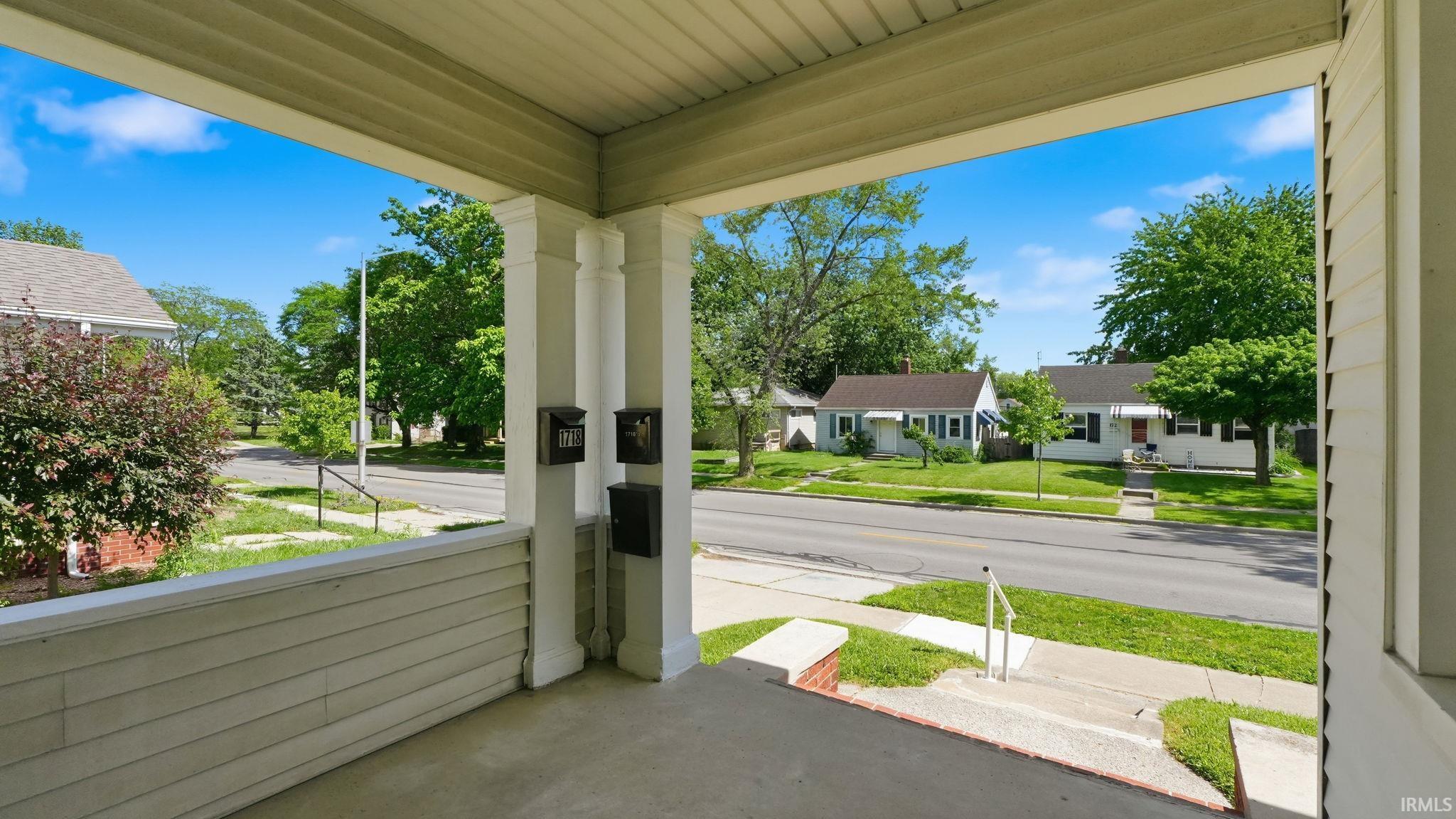 1718 Spring Street Fort Wayne, IN 46808 - Photo 6 of 31